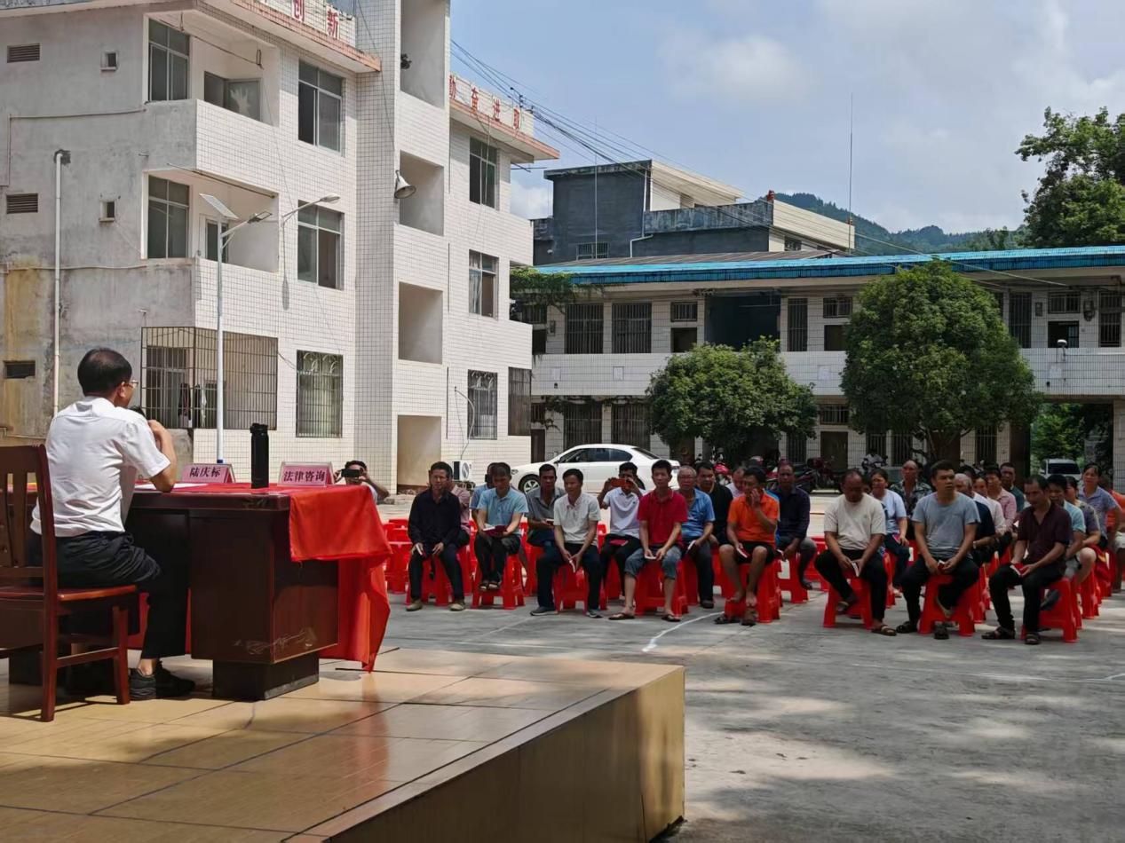 民法典进乡村--守护美好生活‖广西科豪律师事务所开展公益法治宣讲活动. 民法典进乡村--守护美好生活‖广西科豪律师事务所开展公益法治宣讲活动.